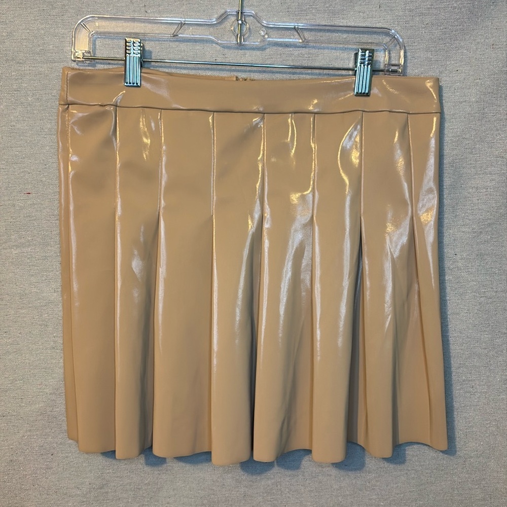 Urban‎ Romantics Womens Mini Skirt Large Polyester Beige Pleated Sexy City Y2K
